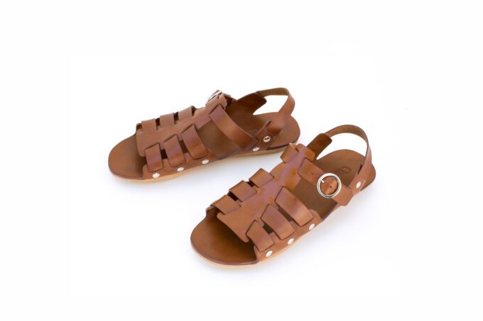 Maónia sandals in brown